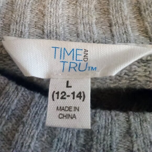 GUC: Time and Tru Sze. Large Gray Long Sleeve Crewneck Pullover Sweater - Picture 3 of 3